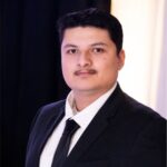marcos alvarez headshot